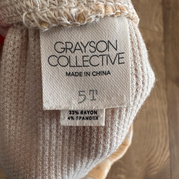 Grayson Collective Creamsicle Color  Long Sleeve Top and Tie-Dye Shorts Set - 5t - Picture 8 of 10